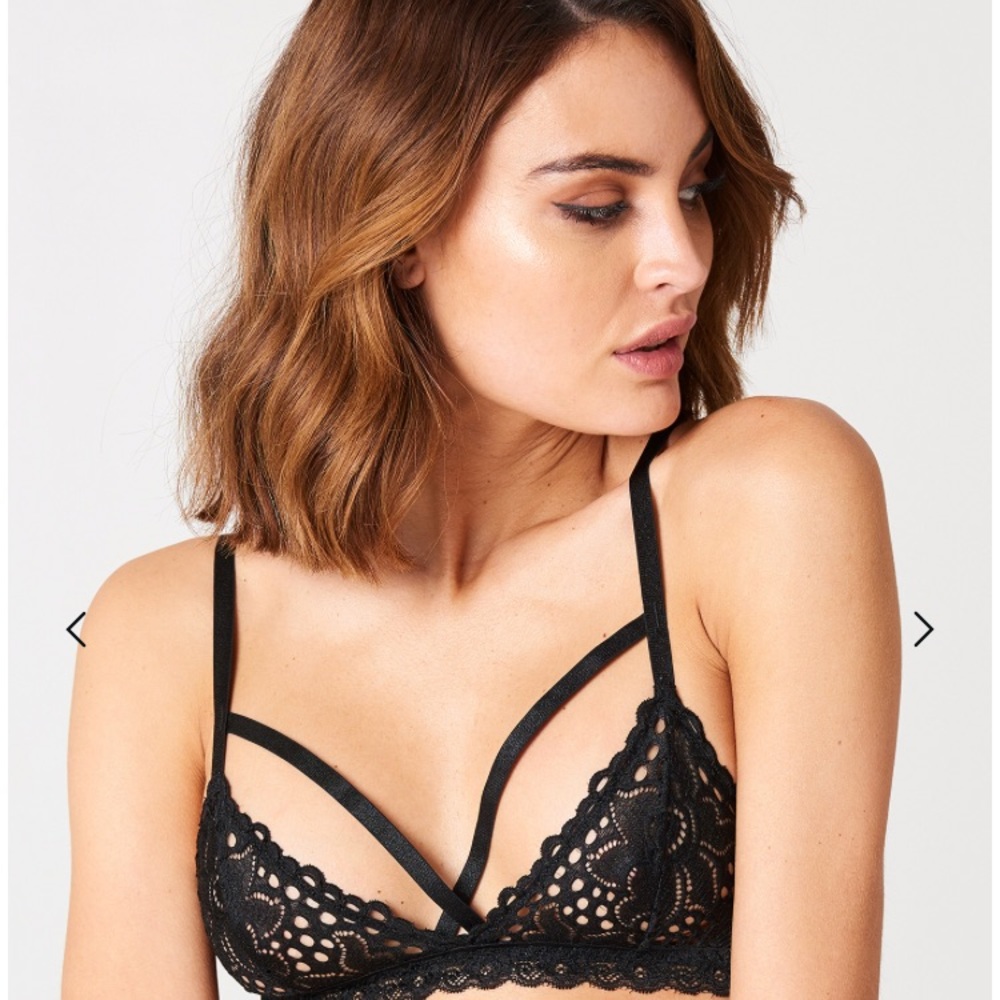 NA-KD Black Lace Bralette